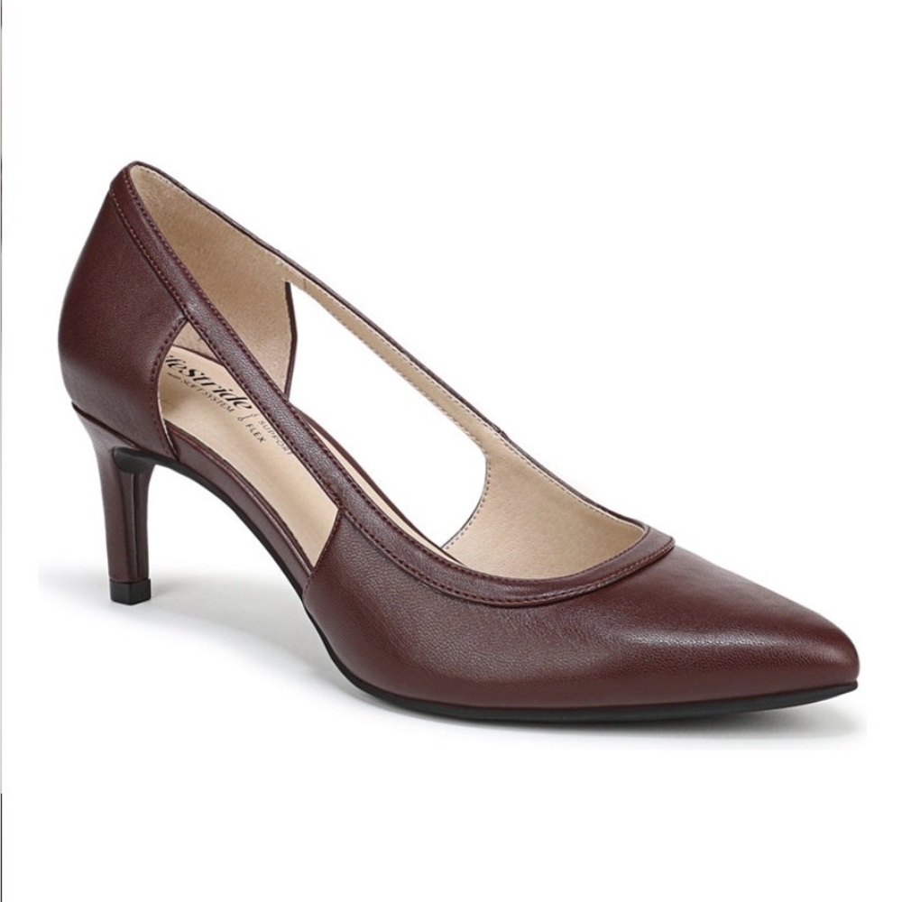Lifestride Women's Alma Pointed Toe Dress Pumps
